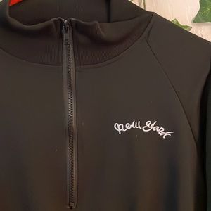 New York cropped zip up / cinched sweater / shirt